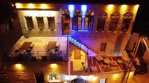 Otel AV02