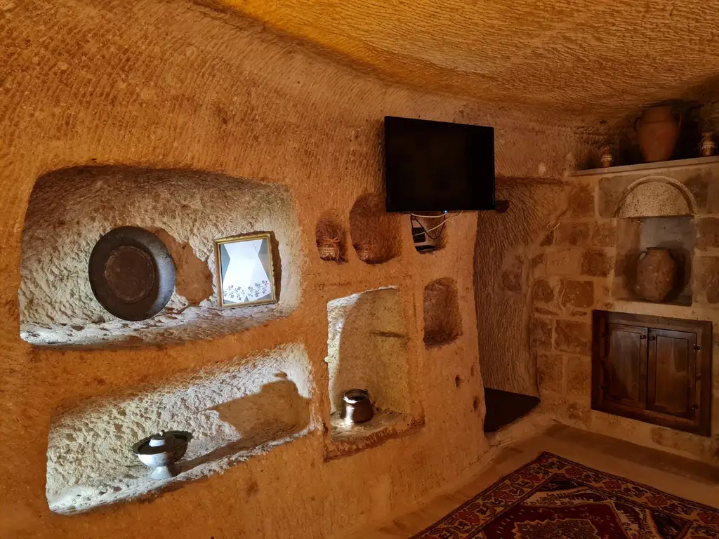 Jakuzili Mağara Oda (OR09-103) fotoğraf 1