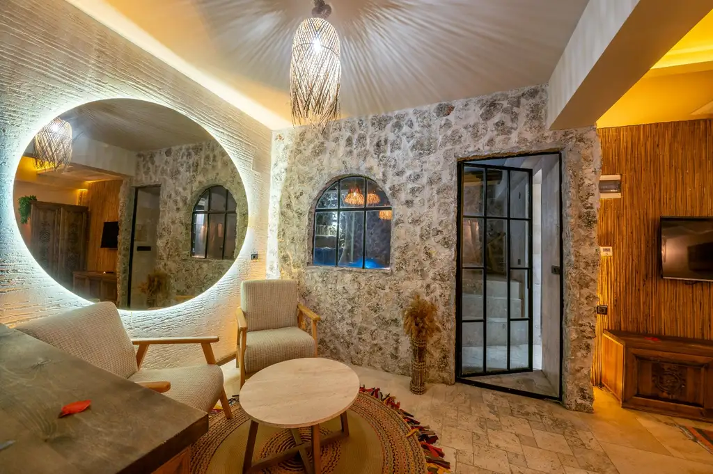 Hamamlı Havuzlu Süit (UC01-103) fotoğraf 8