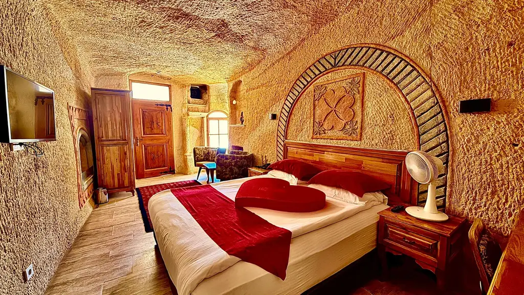 Hamamlı Jakuzili Mağara Oda (UR01-104) fotoğraf 5