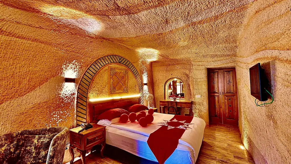 Hamamlı Jakuzili Mağara Oda (UR01-104) fotoğraf 6