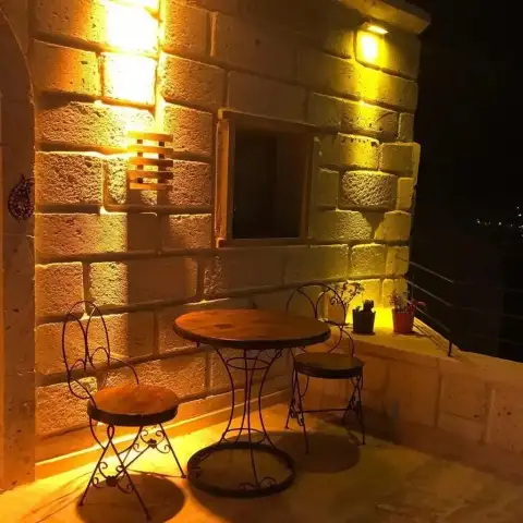Otel UR03